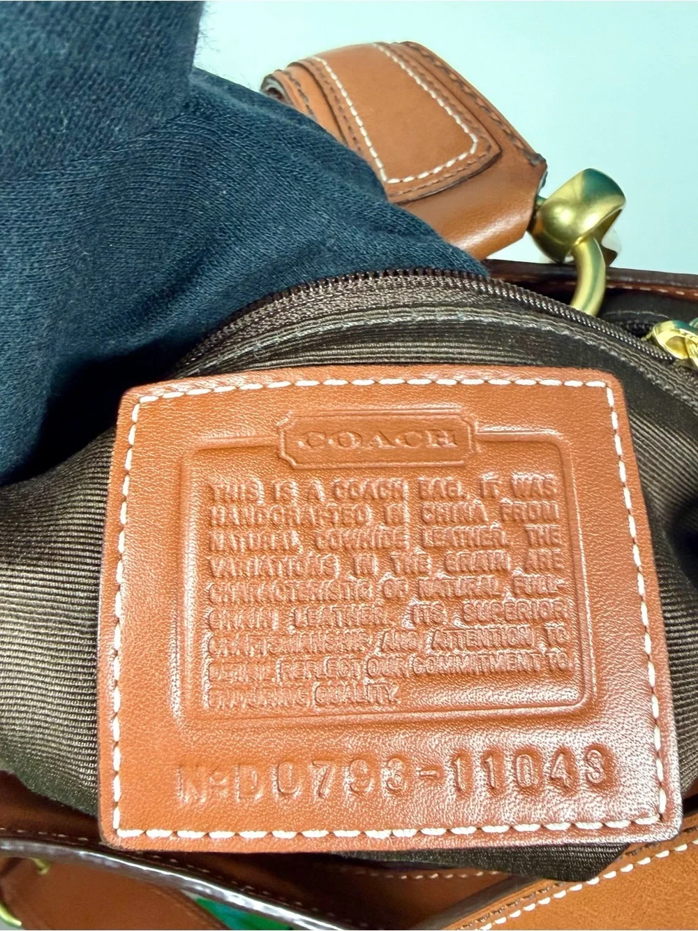 Coach Hamptons Hobo Bag 9.5 in L top, 9.5 in H, & 10.5 L bottom - Picture 2 of 8